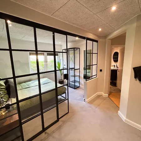 Ny Style Entire W/private Cozy Terrace