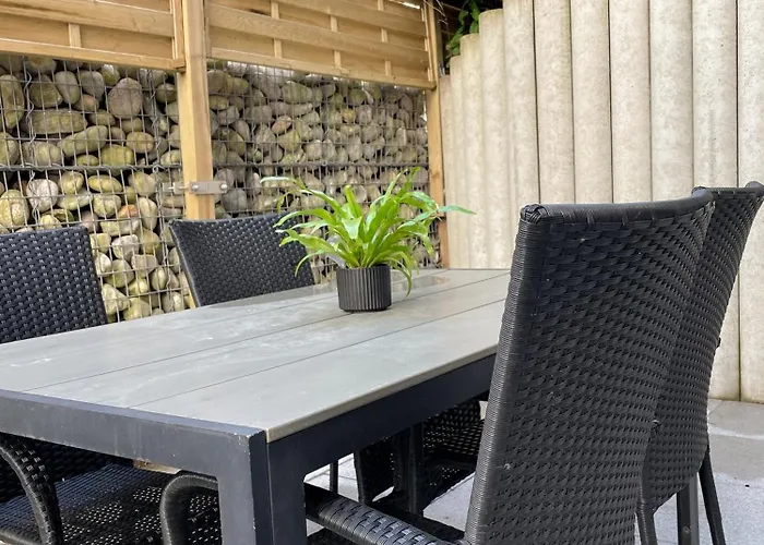 Ny Style Entire W/private Cozy Terrace * Harreslev